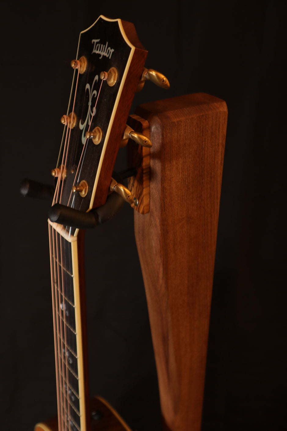 Handmade Northern Elm & Walnut Instrument Stand – Modern Wooden Display for Guitars, Violins, Cellos and More | Luxury Music Gift