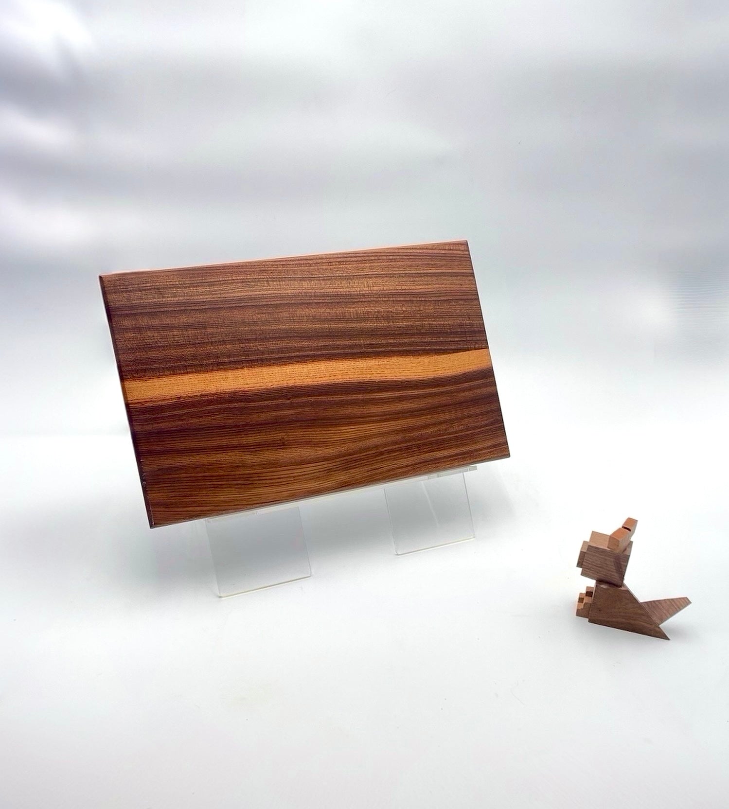 Handmade Elm Cutting Board & Serving Tray – Luxury Charcuterie Board | Artisan Wood Cheese Board | Butcher Block | Kitchen & Home Decor Gift