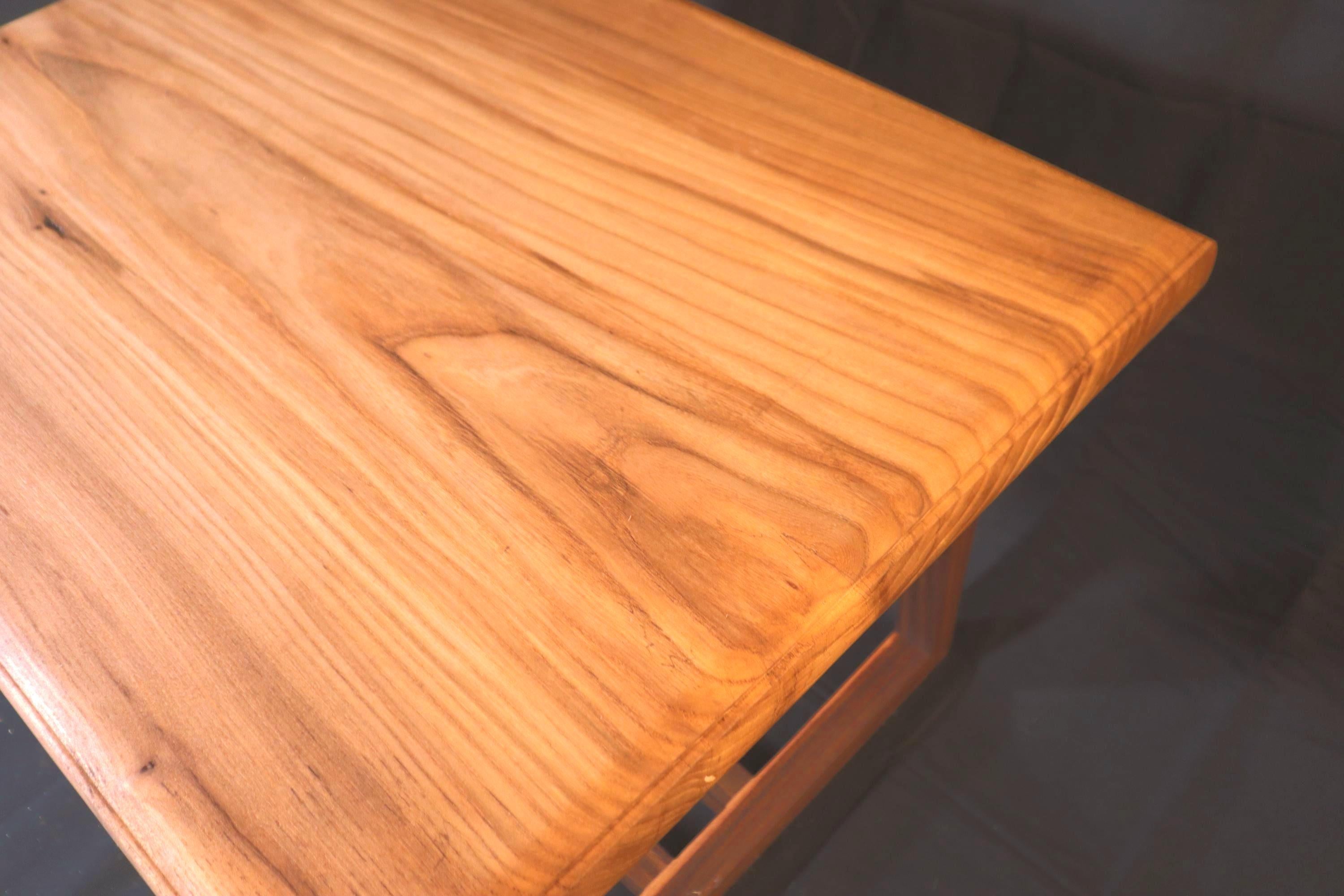 Handcrafted Elm Mid-Century Coffee Table – Solid Wood, Timeless Design