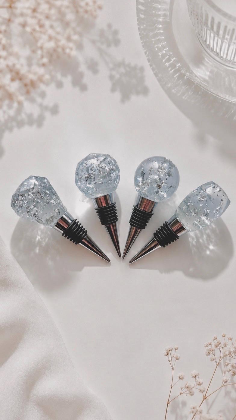 Silver Leaf Wine Stopper - Handmade Resin Bottle Stopper - Gemstone Design - Gift Box Included